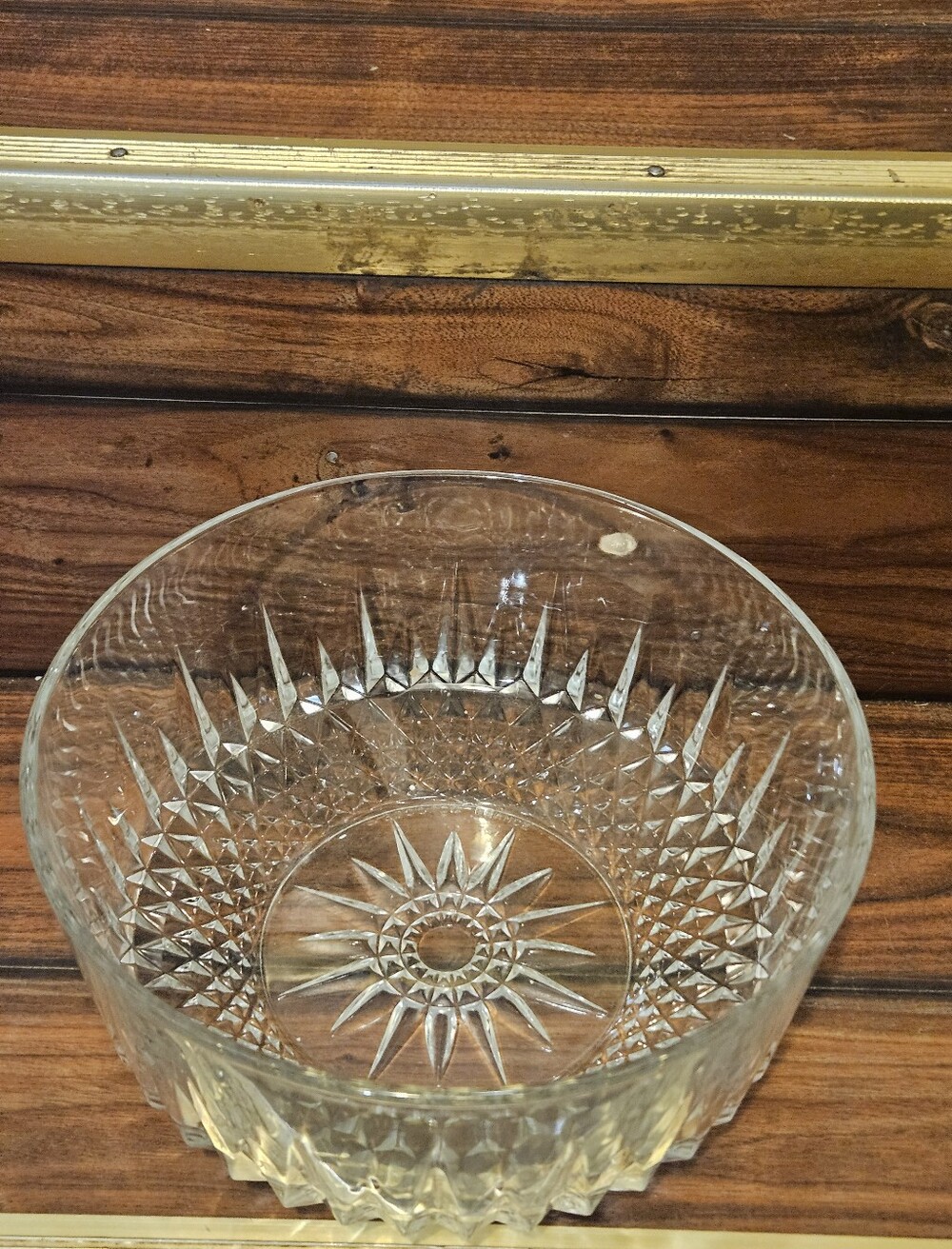 Vtg Arcoroc France 9" Glass Serving Bowl Diamant Starburst Diamond Cut Pattern
